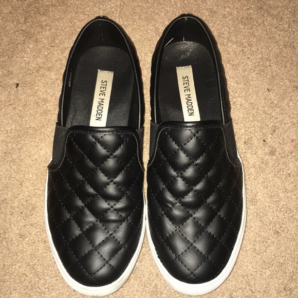 Steve Madden Shoes - Steve Madden Slip On Sneaker